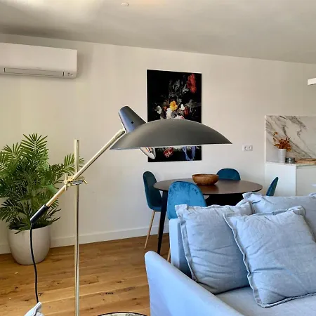 Apartment Chic&cozy - Batalha Ii *